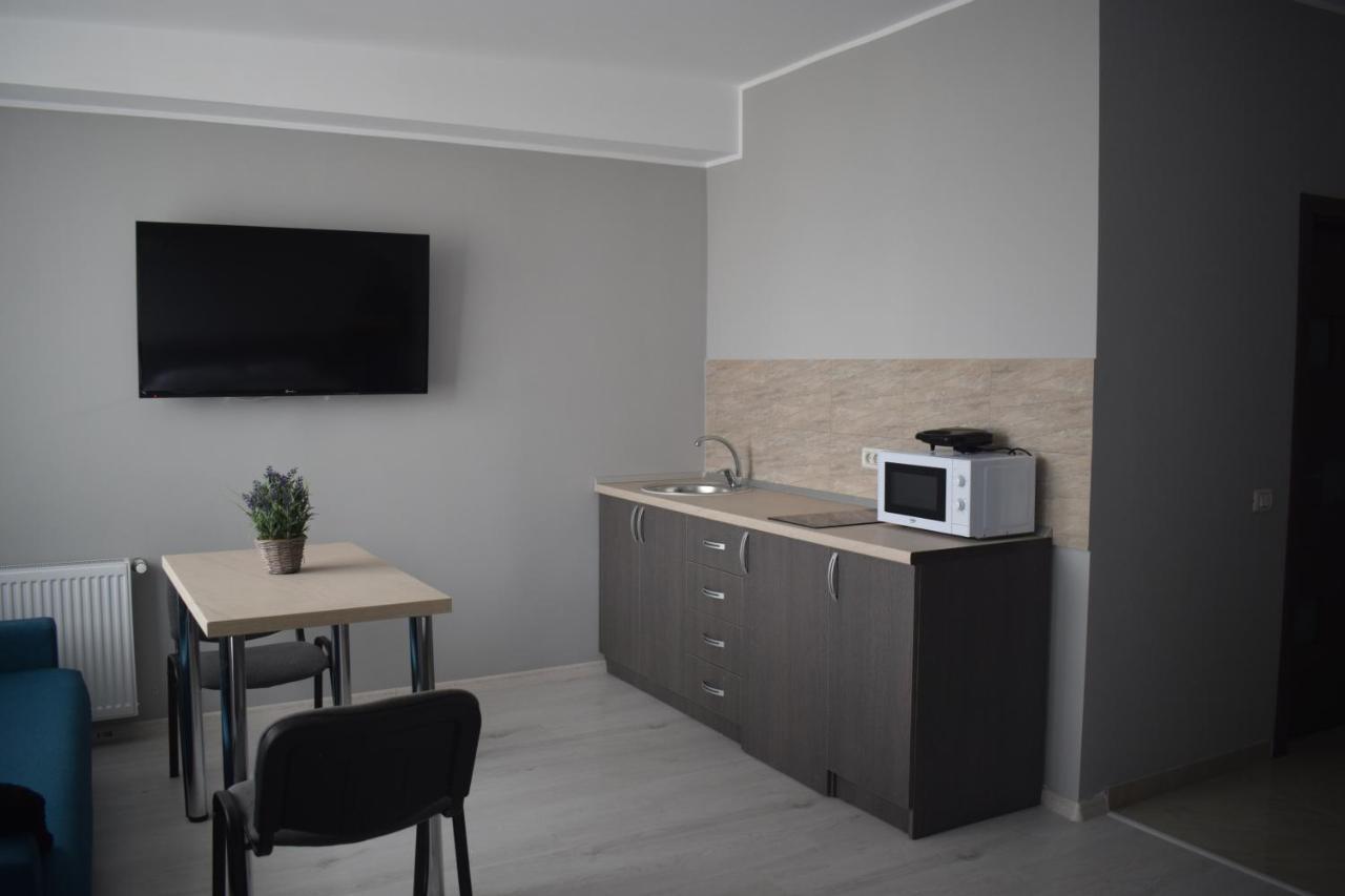 Aquazure Studio Residence Navodari Bagian luar foto