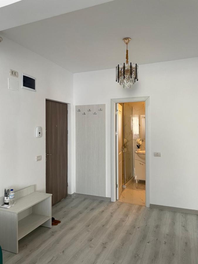 Aquazure Studio Residence Navodari Bagian luar foto